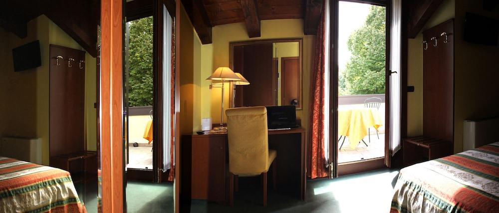 Hotel Antico Moro Chirignago-Zelarino Exterior foto