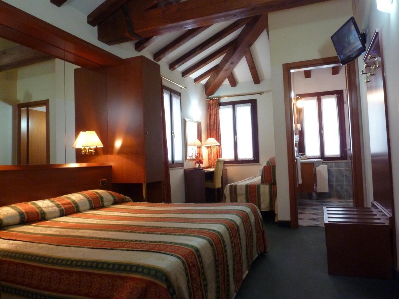 Hotel Antico Moro Chirignago-Zelarino Exterior foto